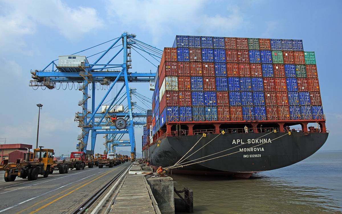 JNPA signs Rs 40000 cr MoUs with PSA India, CMA CGM for Vadhavan port JNPA signs Rs 40000 cr MoUs with PSA India, CMA CGM for Vadhavan port