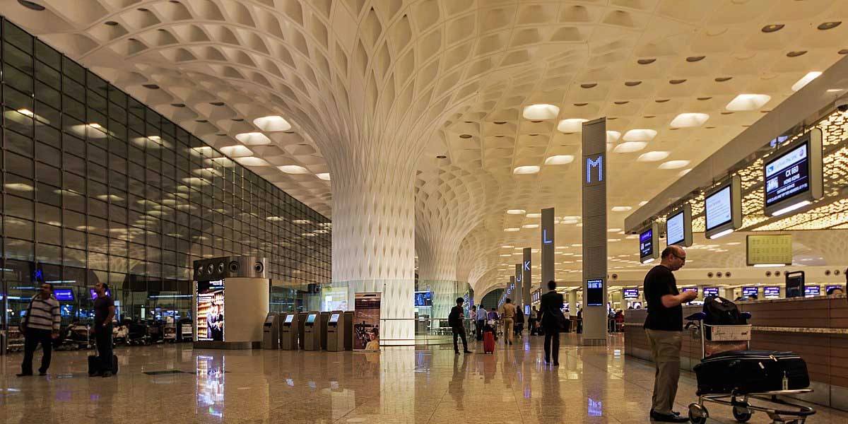 Mumbai airport secures $750m from Apollo