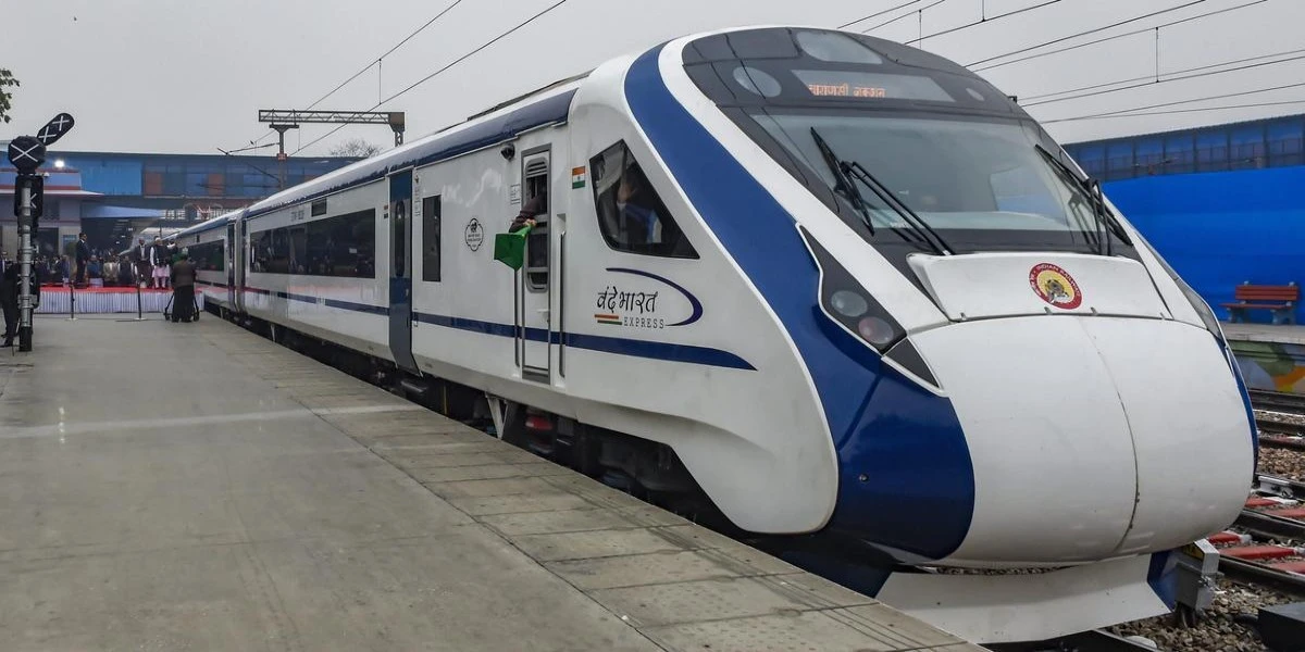 BHEL among 5 bidders to manufacture 200 Vande Bharat trains