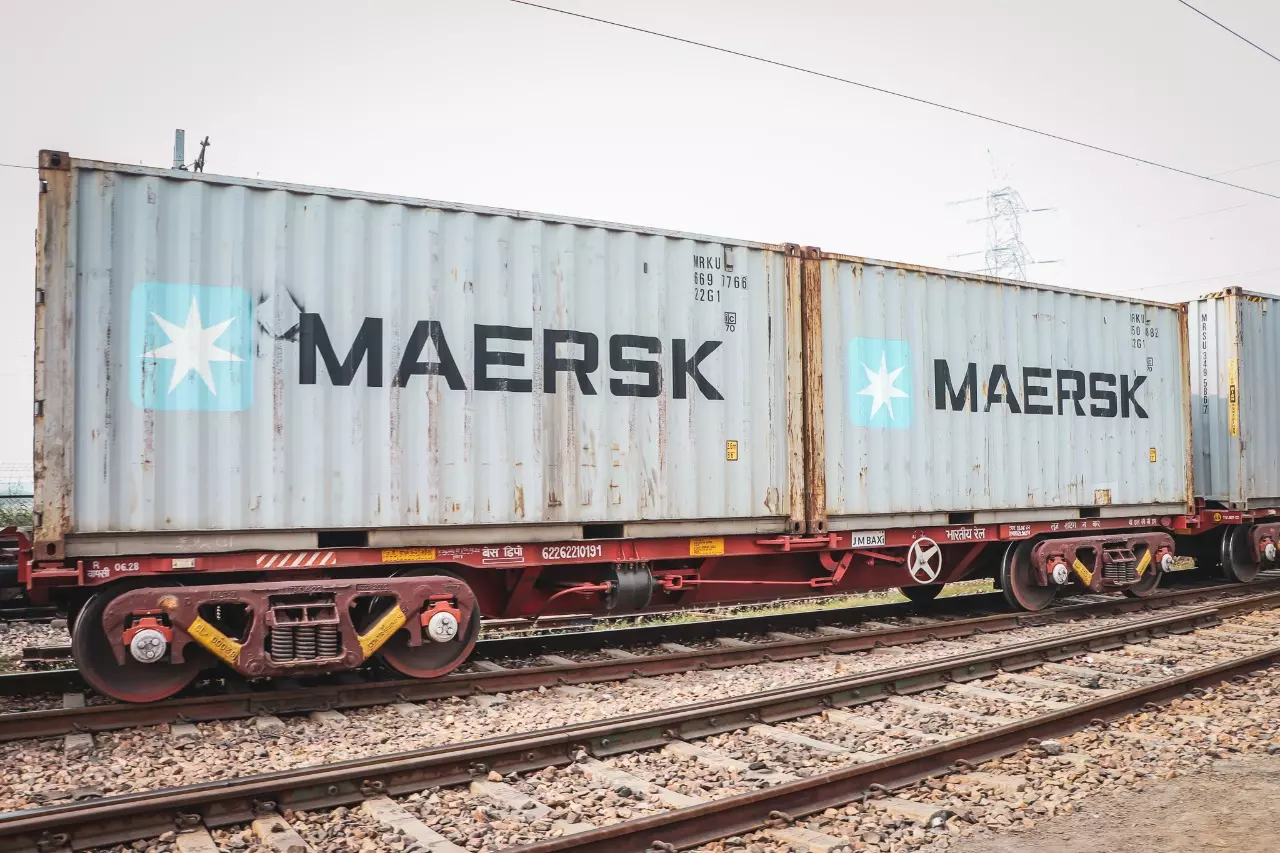 Maersk flags off Pratigya Express from NCR to Pipavav