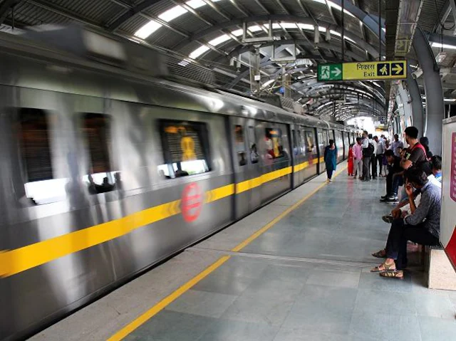 Delhi metro to start service at 4 am on Oct 31 for Run for Unity candidates