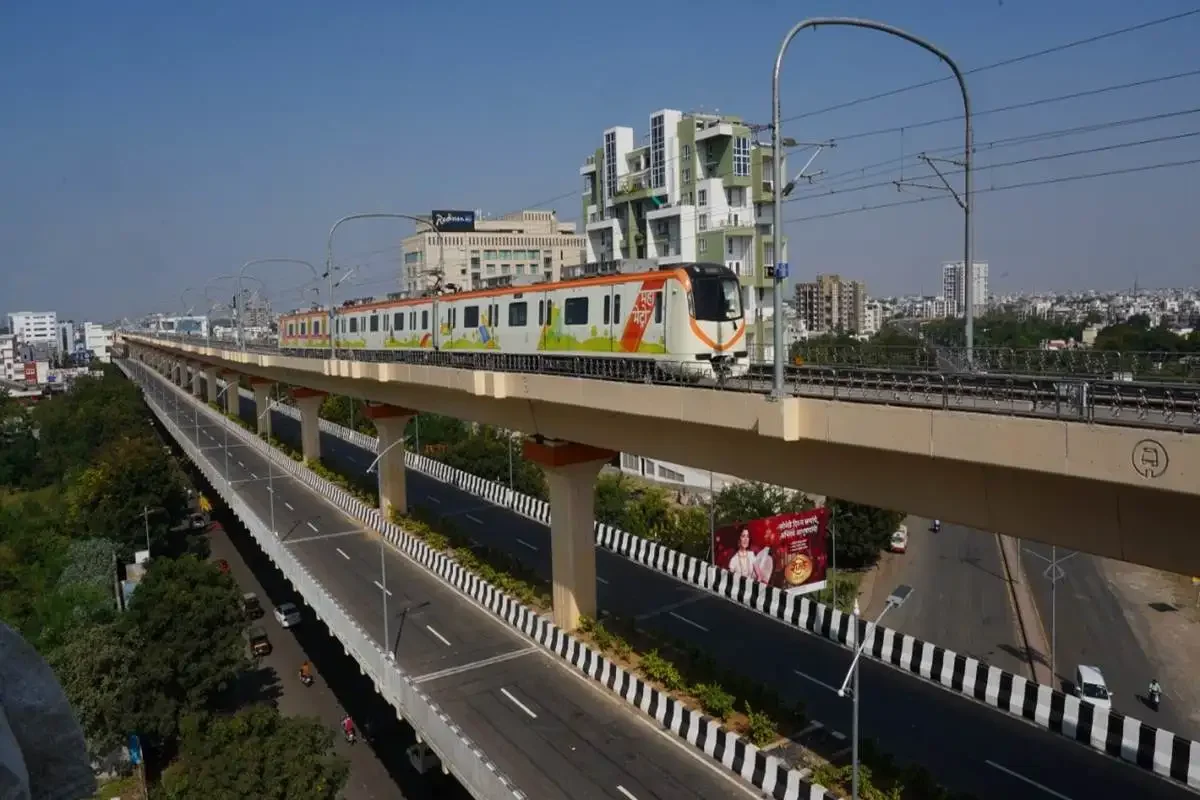 Contract for Nagpur Metro phase 2 viaduct package C-01 awarded to RVNL
