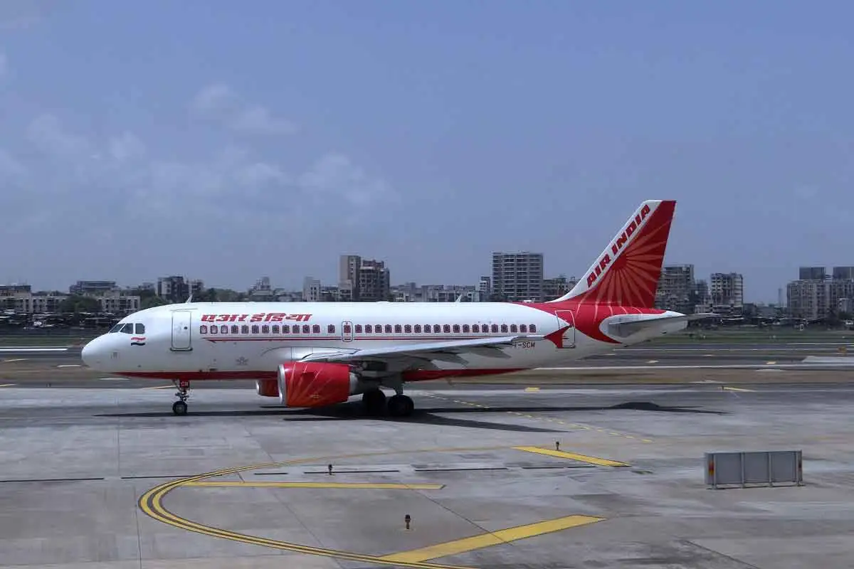 Air India’s 470-aircraft order to be bigger; option to buy 370 more planes