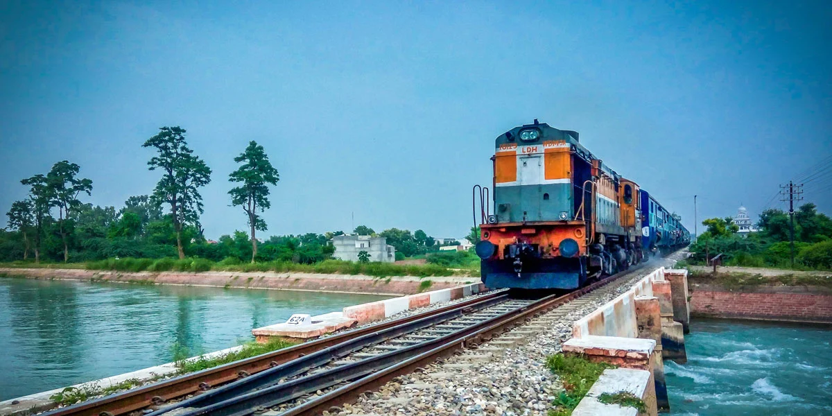 Two rail  projects to gain traction under Shinde’s regime