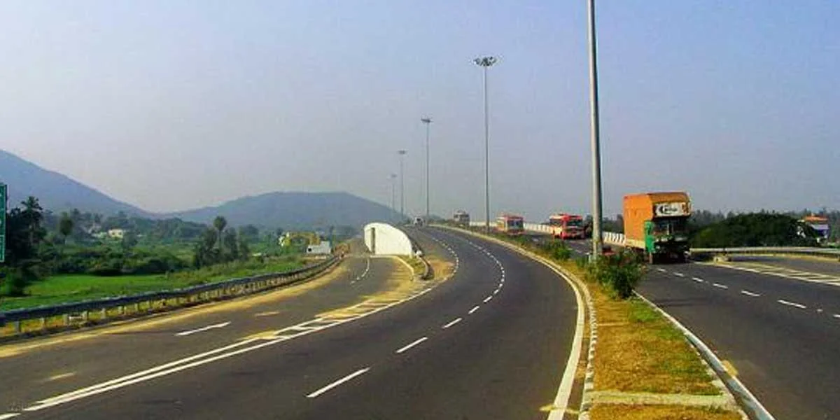 East Coast Road in TN to be widened in Rs 70 bn project
