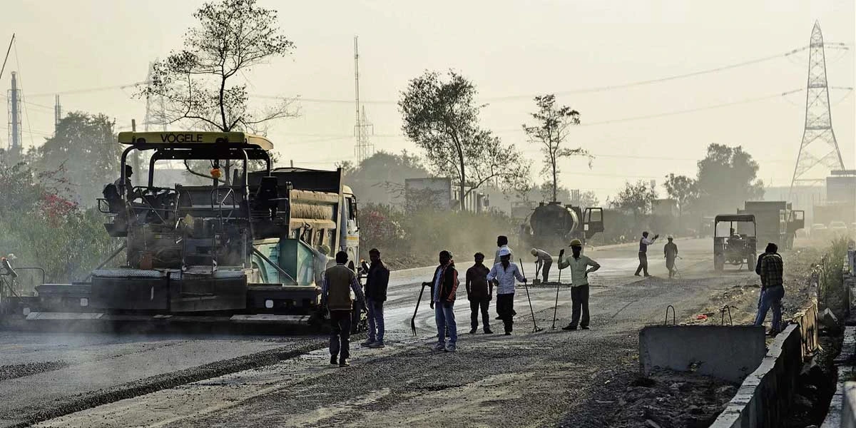 Road and Rail Ministry exceed Rs 2 Tn capex